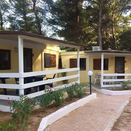 Holiday Santo Stefano Дом отдыха *